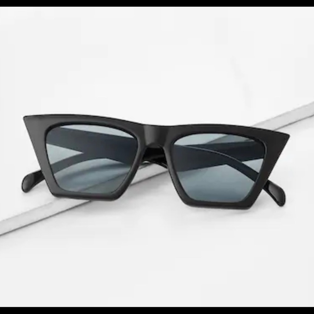 Black chic sunglasses - Picture 3 of 4